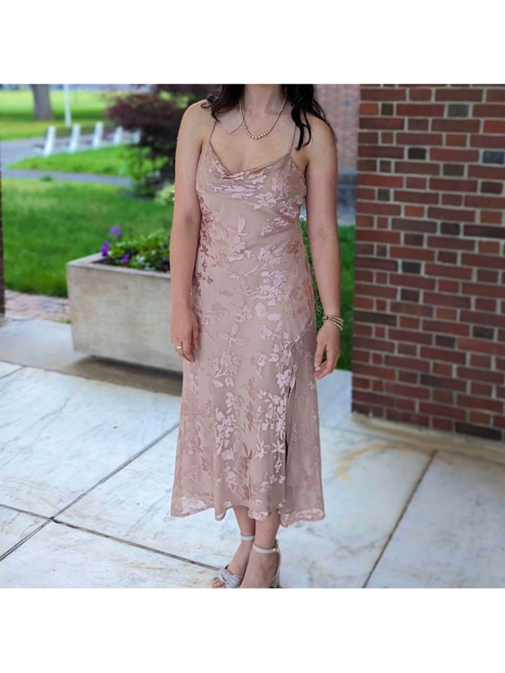 ASTR Floral Midi Cocktail Dress in Light Pink 🌸 Spring Summer Lightweight